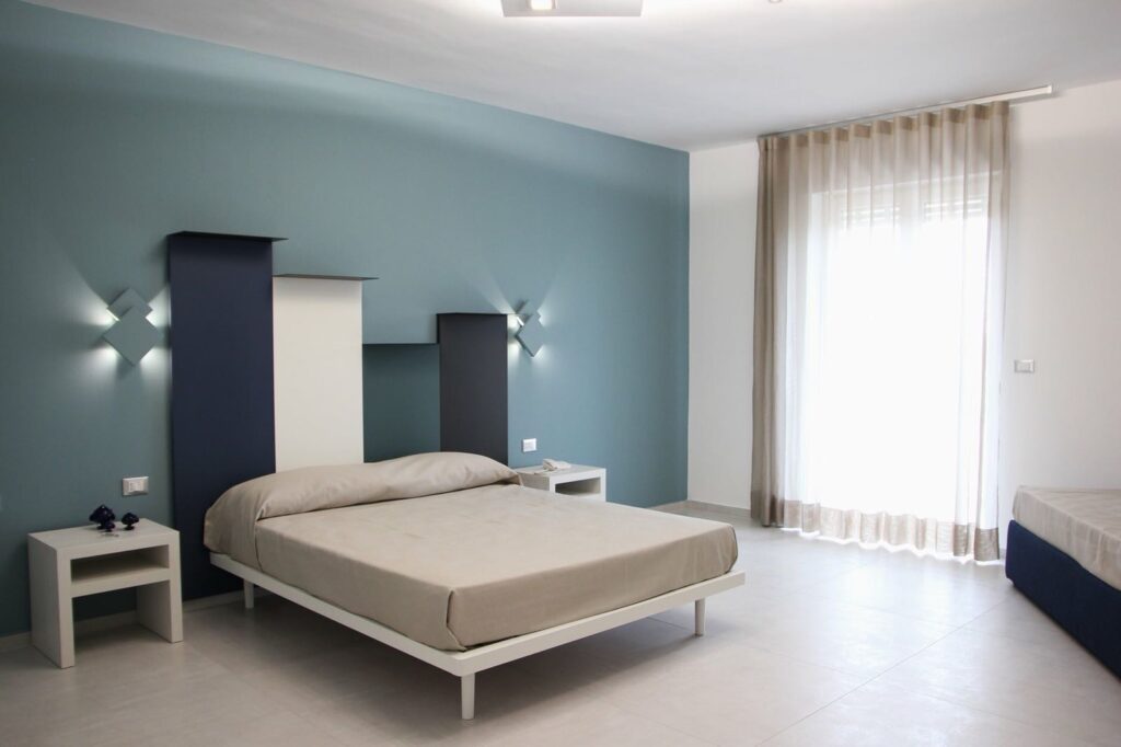 SUITE 1